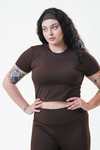 Cropped Presença - Marrom